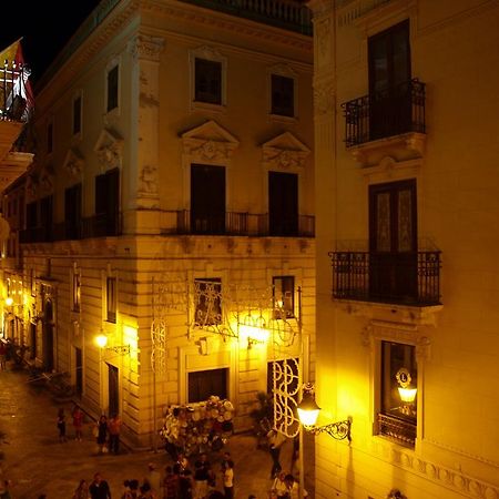 B&B Arco Dell'Orologio Trapani Eksteriør billede