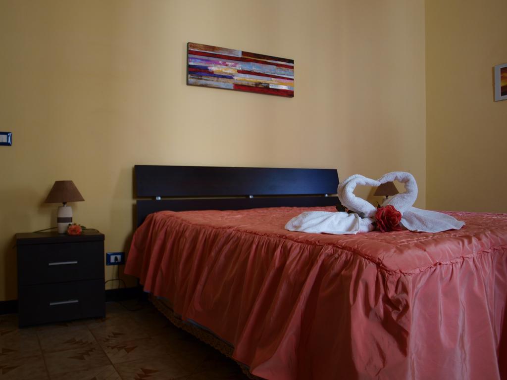 B&B Arco Dell'Orologio Trapani Værelse billede