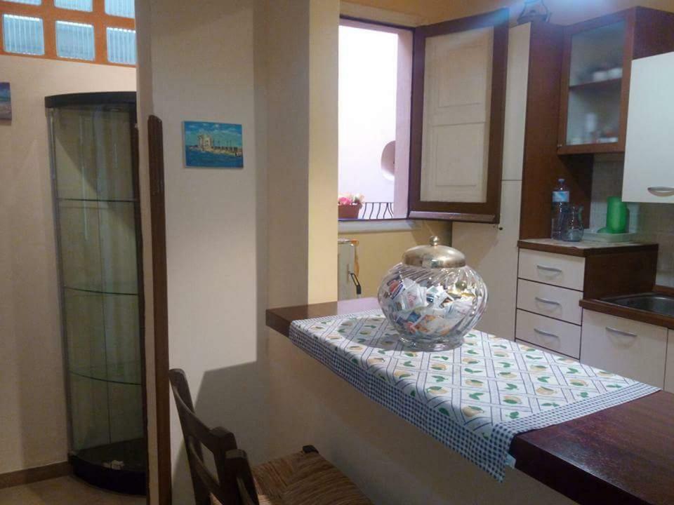 B&B Arco Dell'Orologio Trapani Eksteriør billede
